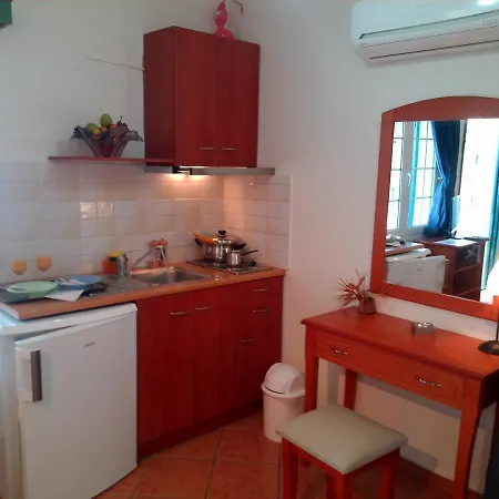 Fantastico #5 And #6 3* Kalamítsi